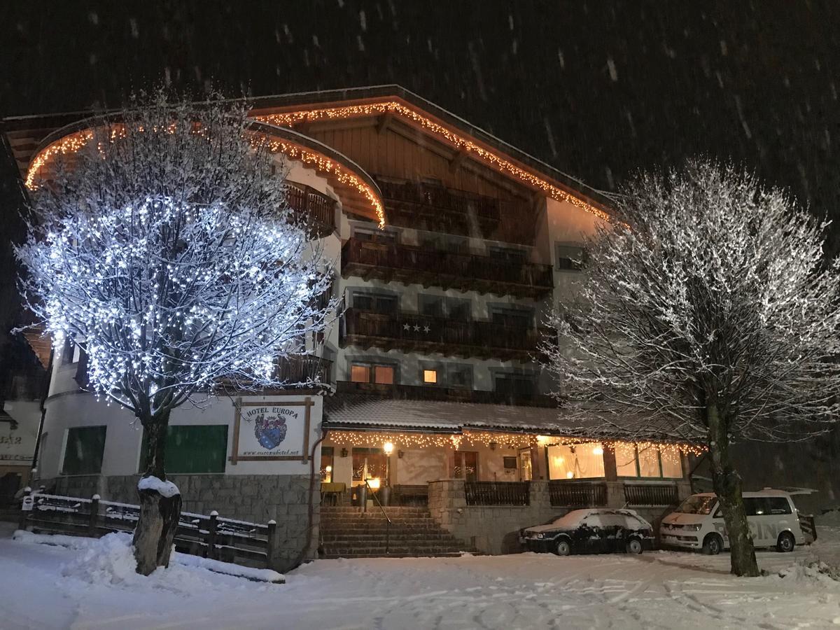Hotel Europa Pozza di Fassa Eksteriør billede