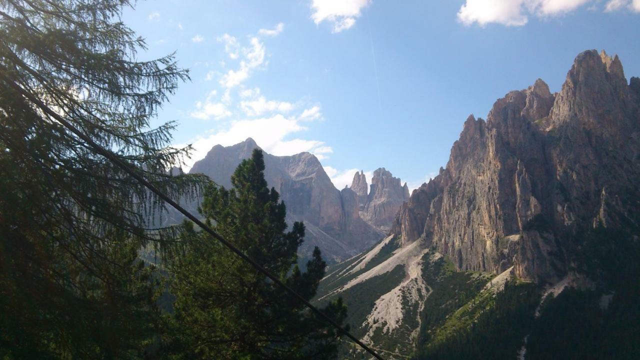 Hotel Europa Pozza di Fassa Eksteriør billede
