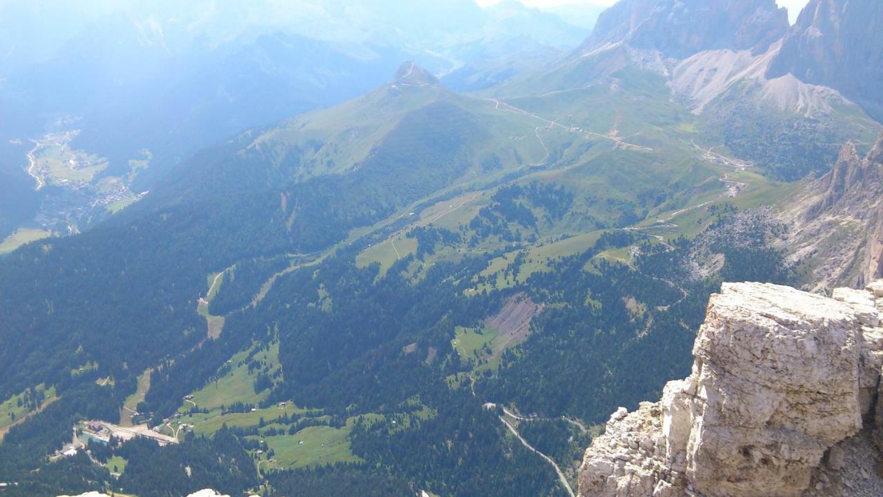 Hotel Europa Pozza di Fassa Eksteriør billede